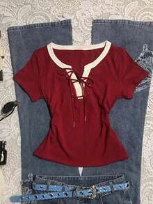 SHEIN Áo thun nữ tay ngắn buộc dây viền tương phản thời trang thường ngày - Đỏ - Xem 1