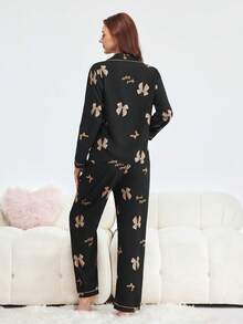 2 件女士蝴蝶印花睡衣套装，长袖纽扣领上衣和长裤，休闲睡衣家居服，适合秋冬，秋季服装 - 黑色 - 查看 2