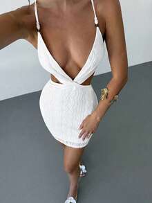 Firerie Women's White Jacquard Beaded Tie-Back Slim-Fit Mini Skirt With Slit, Sexy Vacation Dress, Cross-Strap Backless Design, Cutout Waist, Spring/Summer Wear, Beach Wear, Work Wear, Elegant And Sexy, Vacation Style, Beach Style, Bohemian Style, Hawaiian Style, Music Festival Style, Romantic Style, Date Wear, Beaded Front Design, Women's Vacation Clothing. - White - View 6