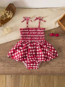 SHEIN 新生女宝宝可爱休闲假日粉色格子荷叶边吊带连体衣 - 彩色 - 查看 3