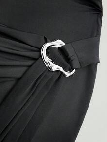 SHEIN Sweetro Đầm ngắn nữ thanh lịch, dáng suông, cổ chữ V, không tay, xếp ly, đính khóa kim loại, thích hợp cho mùa xuân/hè. - màu đen - Xem 4