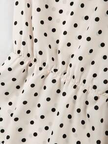 GlowEve 女士时尚优雅波点V领衬衫，适合度假穿着 - 米色 - 查看 5