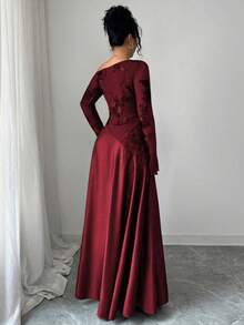 Modelyn 大码女式性感不对称肩部网纱刺绣长袖高腰连衣裙 - 酒紅色 - 查看 2