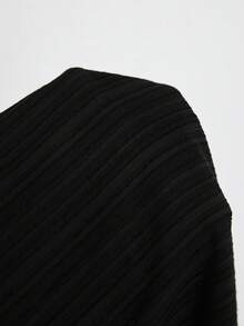 SHEIN Clasi 优雅女士纯色纹理褶皱上衣和花朵阔腿裤套装 - 黑色 - 查看 4