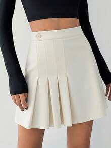 SHEIN Tall Minifalda plisada de cuero PU para mujer, para mujeres altas - Crema - Ver 4