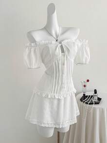 Sweetra Bộ đồ nữ cho dịp năm mới, Halloween, Giáng sinh, Lễ Tạ ơn, phong cách mới, thường ngày, mùa hè, phù hợp cho tiệc tùng, đi làm, sinh hoạt hàng ngày, du lịch, nghỉ mát. Áo sơ mi trắng, áo kiểu trắng, áo blouse trắng, trang phục trắng đêm giao thừa, bộ đồ nữ thanh lịch, trễ vai, tay phồng, nơ, họa tiết kẻ sọc, áo sơ mi trắng viền bèo, chân váy chữ A ngắn, ngọt ngào, dễ thương, dịu dàng, bộ đồ 2 mảnh thanh lịch. - trắng - Xem 1