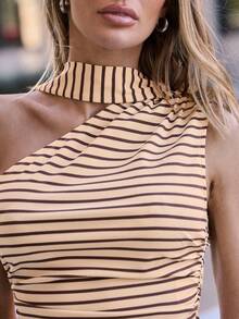 Hauture 女士简约优雅休闲针织条纹围巾领单肩日常外出上衣 - 杏色 - 查看 5