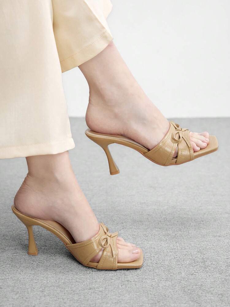 CUCCOO BIZCHIC Women Heeled Sandals