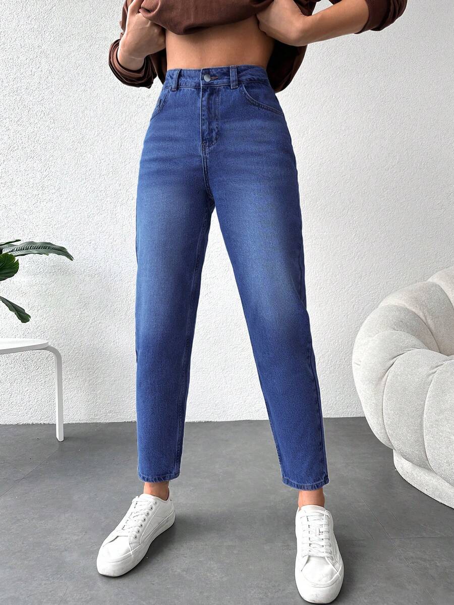 Women's Casual Daily Cropped Jeans - Medium Wash - View 1