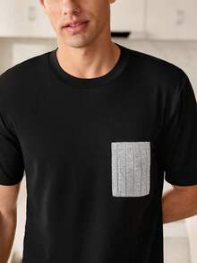 CoupledUp Set Piyama Pria Kasual Motif Patchwork Warna Kontras Kaos Leher Bulat dan Celana Pendek Bergaris - Hitam - View 4