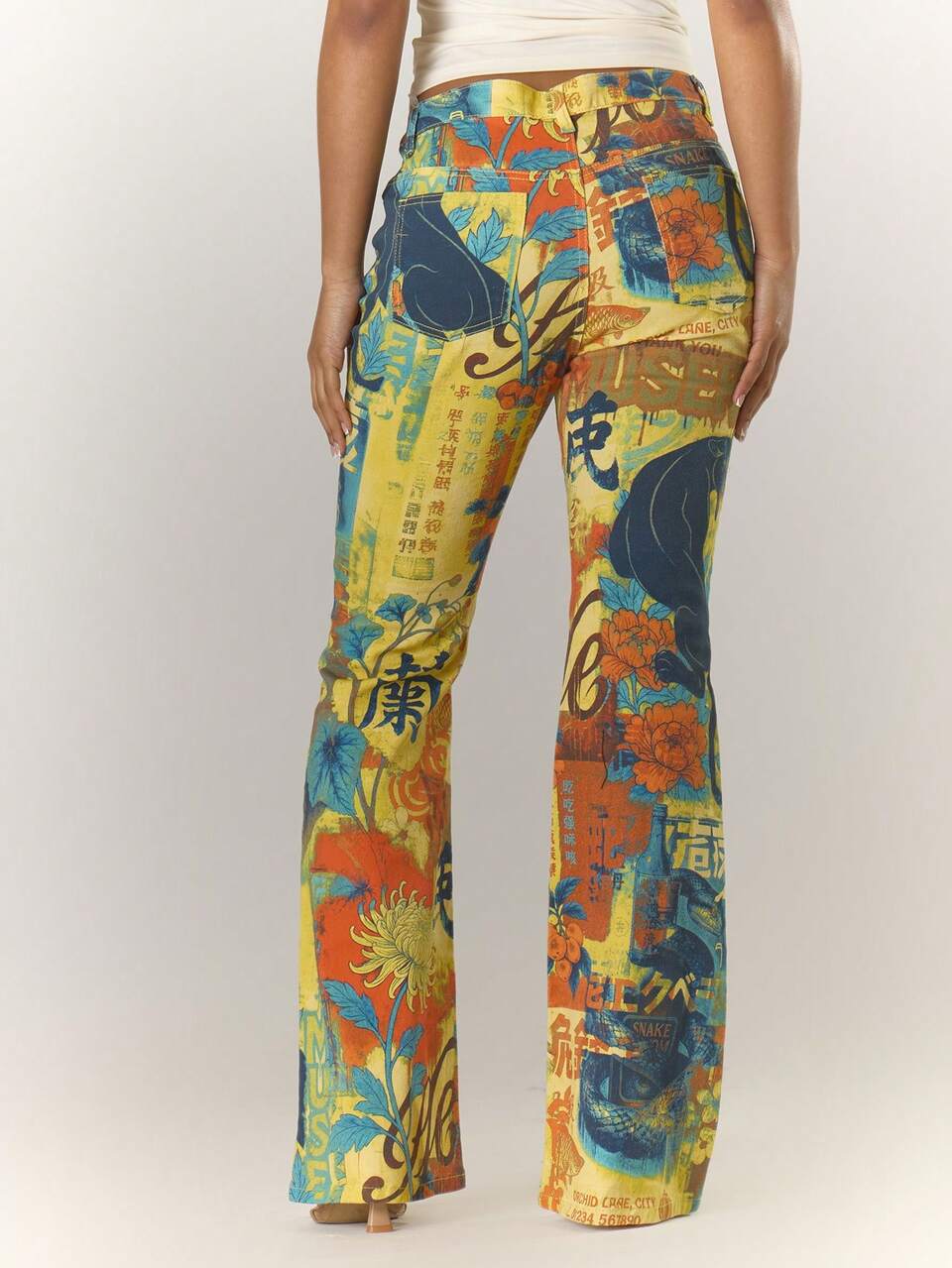 Multicolour Abstract Print Fitted Asymmetric Waist Low Rise Flare Jeans