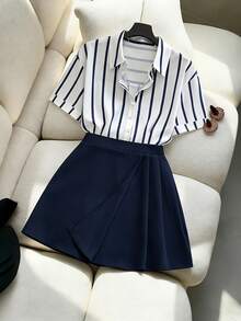 GlowEve CURVE Conjunto de 2 piezas de camisa casual de manga corta con botones y rayas, y minifalda, talla grande - Multicolor - Ver 3