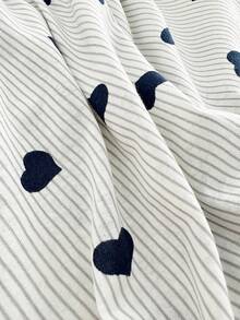 EURMUSE Bộ đồ 2 món thoải mái dành cho nữ của Cotton Line: Áo cổ tròn tay ngắn in hình trái tim và sọc, gồm áo và quần short. - trắng - Xem 6