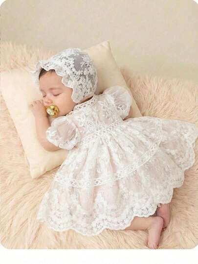买一送一，包含两件套帽子。新生儿泡泡袖网纱拼接圆领修身连衣裙及帽子套装。适合生日派对、晚宴、演出、婚礼、洗礼和学校典礼等场合。