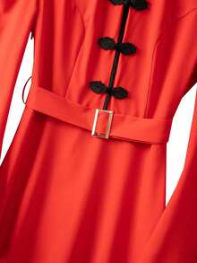 SHEIN Franclia Đầm đỏ Franclia - Đầm chữ A tay xòe thanh lịch với cúc cài trang trí, thắt eo, phù hợp cho đi làm, công sở, hẹn hò lãng mạn kiểu Pháp, dự tiệc, Giáng sinh, tay dài. - Đỏ - Xem 7