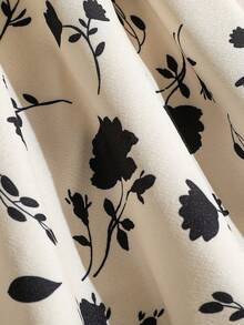 少女夏季碎花拼接泡泡袖连衣裙，配仿珍珠腰带，度假风 - 黑色 - 查看 3