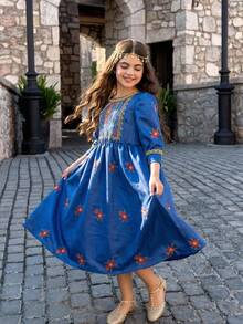 Girl's Blue Floral Retro Embroidered Mid-Length Dress,Autumn Elegant Wedding Guest Satin A-Line Gown With Puffed Sleeves And Gold Trim Decoration - Blue - View 4