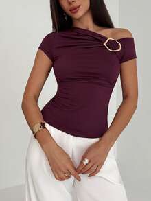 Aloruh Women's Metallic Decor Slim Fit Asymmetrical Shoulder T-Shirt, Spring/Summer One Shoulder Top Solid Color Tops Buckle Top Dark Purple Top - Purple - View 7