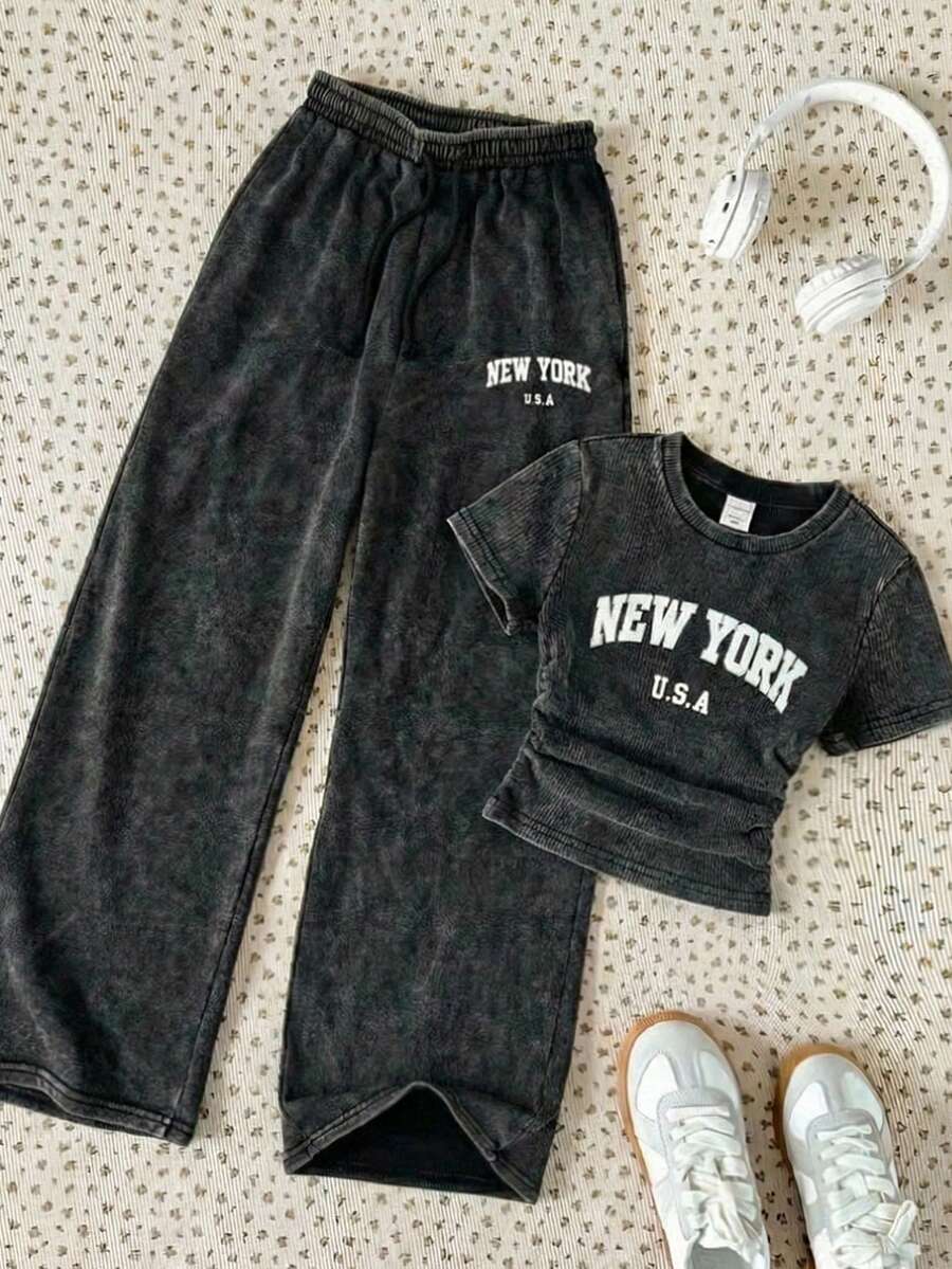 SHEIN 青少年女孩黑色與深灰色水洗做舊字母印花修身短袖圓領T恤與寬腿針織長褲套裝 - 黑色 - 查看 1