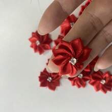 30 piezas/set Accesorio de decoración de prendas de unicolor, diseño de flor de cristal de fantasía de tela linda para manualidades y accesorios de joyería DIY para coser - Rojo - Ver 12
