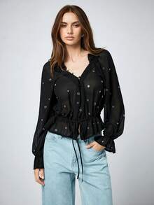 Maija 2025新款女士都市金属质感铆钉细节衬衫，适合情人节晚宴、夏季、春假、海滩、派对、优雅假日、休闲场合穿着。 - 黑色 - 查看 6