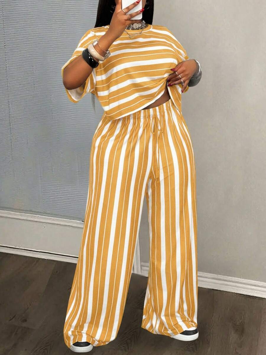 Slaydiva 春夏新品，休闲日常穿搭及家居服，黑白条纹印花，宽松落肩短袖露脐上衣搭配超长阔腿裤，女士加大码两件套，夏季穿搭 - 鵝黃色 - 查看 1