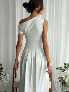 Aloruh Elegant festklänning med asymmetrisk halsringning, veckad fåll och åtsittande midja för kvinnor - Vitt - Visa 2