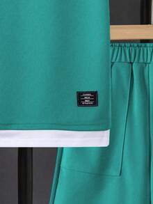 SHEIN Mirajuku 2件套青少年男童字母印花二合一短袖T恤和短裤休闲套装 - 彩色 - 查看 4