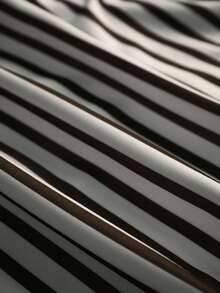 SHEIN 女士休闲条纹套头卫衣，时尚百搭，适合户外穿着、街头摄影、返校季、教师节等场合，常规圆领卫衣 - 彩色 - 查看 3