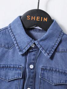 SHEIN 男童两件套休闲舒适柔软蓝色牛仔衬衫和蓝色牛仔短裤套装，适合春夏男童穿着 - 中等水洗藍 - 查看 4
