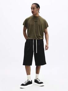 SUMWON Olive Crew Neck Short Sleeve T-Shirt With Small Text Print For Men Casual Everyday Wear - Green - View 3
