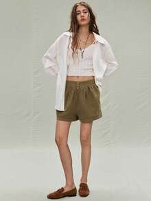 SHEIN Holidaya Chic Women's Green Woven Fabric Mini Length Track Shorts Casual Plain Style With Front Buttons - Green - View 7