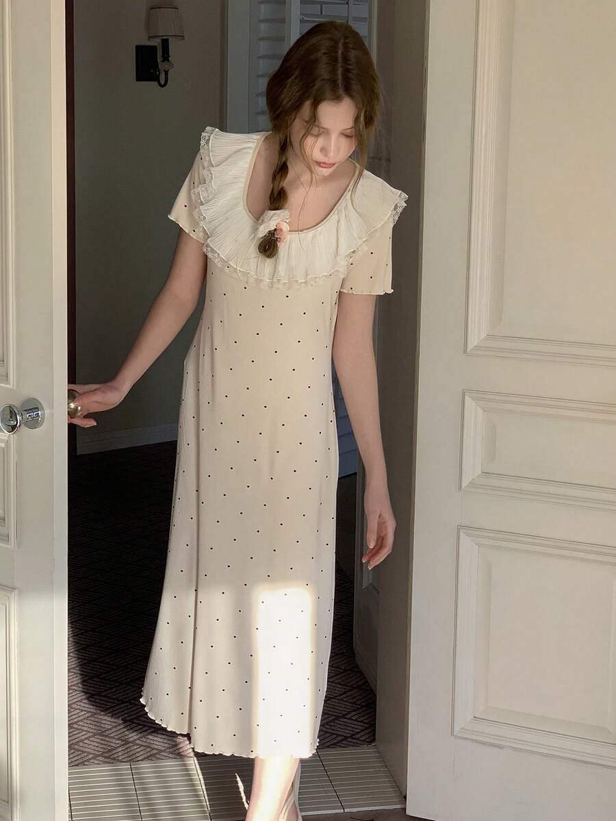 DAZY 少女U领荷叶边波点休闲宽松家居服