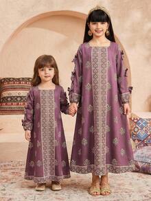 SHEIN 少女纯色拼接条纹方领蝴蝶结装饰长袖宽松A字连衣裙，适合旅行、度假、乡村风、休闲度假、波西米亚风，可与姐妹和女儿搭配穿着。 - 彩色 - 查看 10