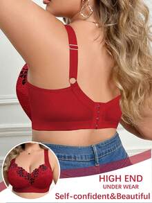 DesireSculpt 1pc Plus Size Lace Patchwork Wireless Bra - Red - View 2