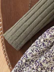 SHEIN Đầm dệt kim họa tiết hoa xếp nếp cổ tròn cho bé gái sơ sinh/trẻ nhỏ, màu hồng củ sen. - màu xanh lá - Xem 5