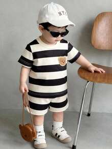 6M-3T Newborn Baby Boy/Unisex Infant Toddler 2pcs Set, Cute Bear Graphic Striped Round Neck Soft Cotton Short Sleeve T-Shirt And Shorts, Casual Daily Outfit, Suitable For Spring/Summer, Sports, Everyday, Outdoor, Fashion, 6 Months - 3 Years Baby Boy Clothes Summer 2 Piece Set Baby Boy 2 Piece Outfit Baby Casual Sets Toddler Boy Clothes Summer Set Baby Boy Tshirt Baby Boy Casual Short Sleeve