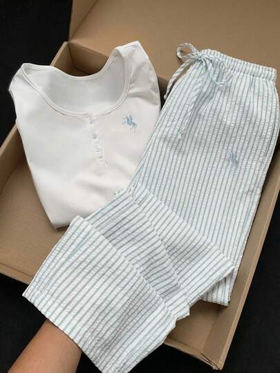 Comfortcana طقم ملابس علوية كاجوال مطرزة بأزرار وبنطلون مخطط للنساء لفصلي الربيع والصيف، طقم أزرق للربيع، مناسب للشاطئ وعيد الشكر والسنة الجديدة والكريسماس وغيرها من المناسبات