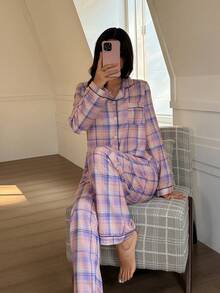 Dream Adore Set pijama cu cardigan și pantaloni, cu rever și garnitură contrastantă în carouri - Multicolor - Vizualizare 4