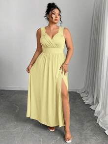 Elenzga 大码V领撞色蕾丝吊带喇叭下摆修身连衣裙，带开衩 - 鵝黃色 - 查看 8