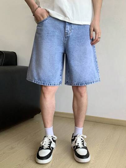 青少年男孩时尚休闲 Y2K 复古酷炫街头宽松舒适浅蓝色牛仔短裤，适合儿童日常穿着，也适合春夏派对、音乐节和街头服饰。