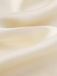 SHEIN Franclia 香槟色缎面奢华中长连衣裙：法式奢华蕾丝点缀V领，腰部系带设计——优雅晚宴和浪漫约会的必备单品 - 杏色 - 查看 4