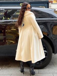 NegzBox 女士仿毛皮领双排扣大衣 - 杏色 - 查看 2