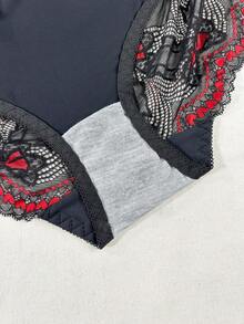 Plus Size Women Lace Patchwork Sexy & Comfortable Panties - Multicolor - View 4