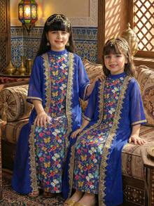 SHEIN Conjunto de 2 piezas de niña preadolescente con cárdigan casual suelto y elegante con decoración de cinta y vestido con estampado de estilo palaciego - Azul - Ver 2