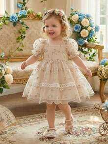 SHEIN Vestido de princesa elegante y lindo para bebé, vestido de manga corta con bordado floral de malla - Amarillo - Ver 4