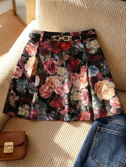 Franclia Retro Floral A-Line Midi Skirt In Black With Color-Blocked Print. Suitable For Winter, Summer, Spring, Valentine's Day, Romantic Dates, Beach, Weddings, Birthdays, Outings, Elegant Casual Wear, Vacations, Graduation Season, And More. Keywords: Summer, Summer Midi Skirt, Women's Summer Midi Skirt, Summer Outfits, Spring Clothing, Spring Break Outfits, Spring Clothing, Women's Valentine's Day Outfits, Valentine's Day Midi Skirt, Carnival, Carnival Outfits, Carnival Women's, Party, Women's Party Midi Skirt, Beach Skirt, Women's Beach Outfits, Women's Elegant Midi Skirt, Women's Elegant Outfits, Women's Vacation Outfits, Women's Casual Outfits, Women's Casual Midi Skirt, Black Skirt, Black Mini Skirt, Back To School Mini Skirt, Women's Floral Midi Skirt.Fashionable Casual Commuter Wear, Business Office Wear, Versatile And Stylish Everyday Casual Wear, Urban Teacher's Professional Attire