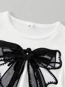 SHEIN 2pcs/Set Girls Butterfly Collar Design Straight Leg Jeans & Short Sleeve T-Shirt - Multicolor - View 8