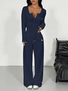 SHEIN EZwear 海军蓝针织女式休闲马术印花纽扣长袖 T 恤和裤子套装，适合日常穿着 - 藏蓝色 - 查看 3