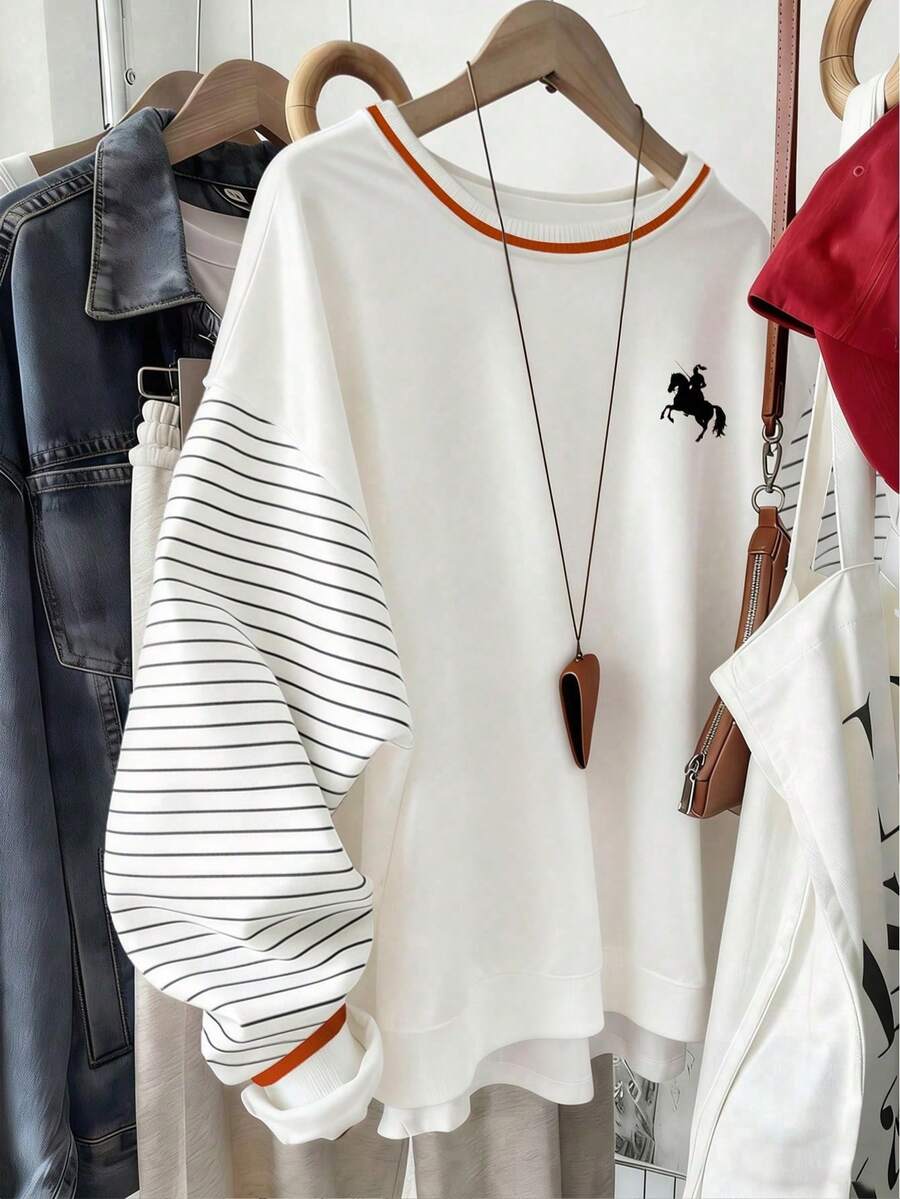 Franclia Áo nỉ nữ kiểu dáng thường ngày, in sọc trắng đen, họa tiết ngựa, thiết kế phối màu, thích hợp cho hoạt động ngoài trời, hẹn hò, kỳ nghỉ, cổ tròn dáng suông, mùa thu/đông. - trắng - Xem 1
